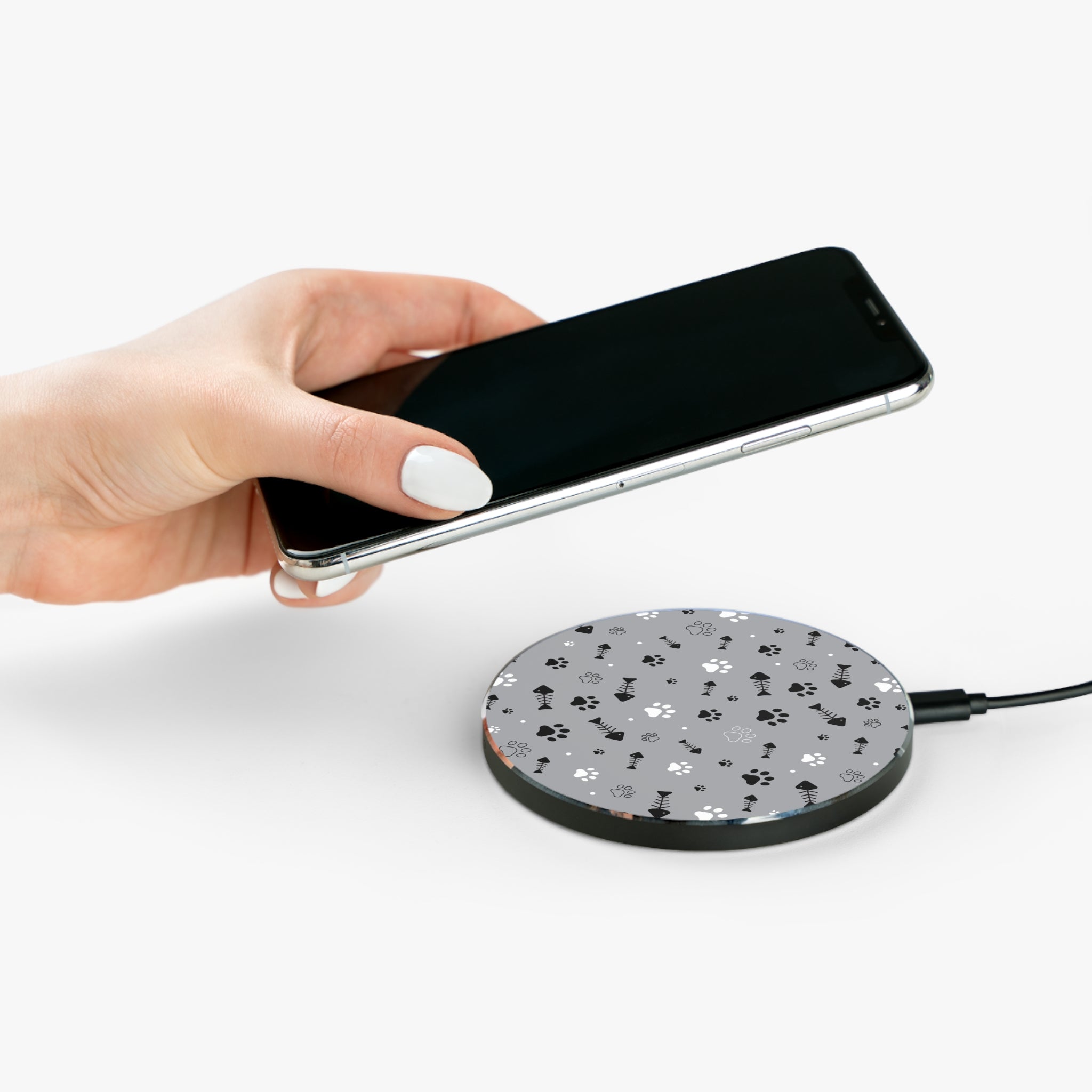 Wireless Charger — Gray Cat Paw & Fishbone Pattern Fast Qi Charging Pad